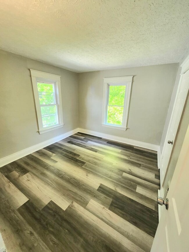 Building Photo - 500 Garson Ave