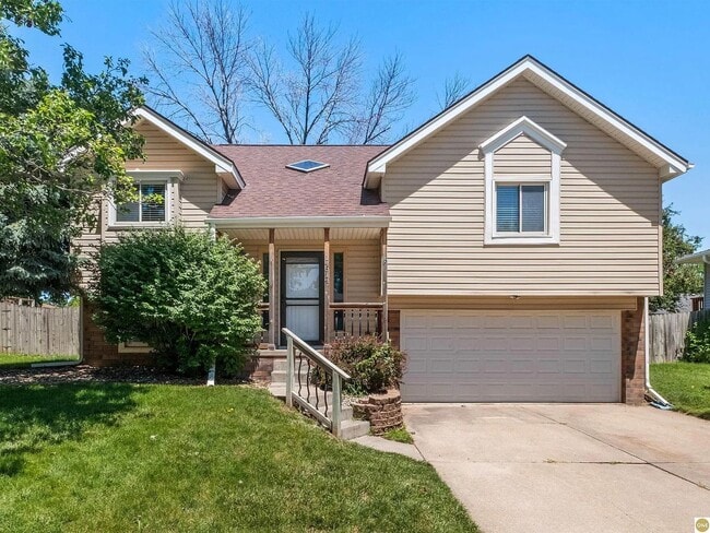Building Photo - 14614 Borman St