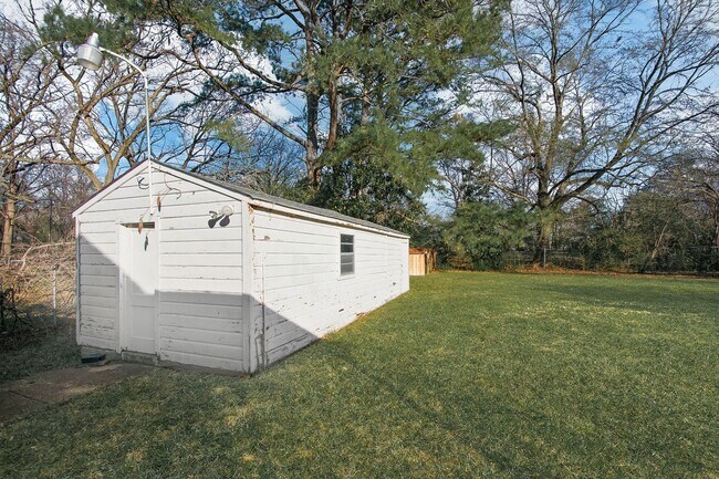 Building Photo - Newly Renovated 3BR/1B home in Whitehaven