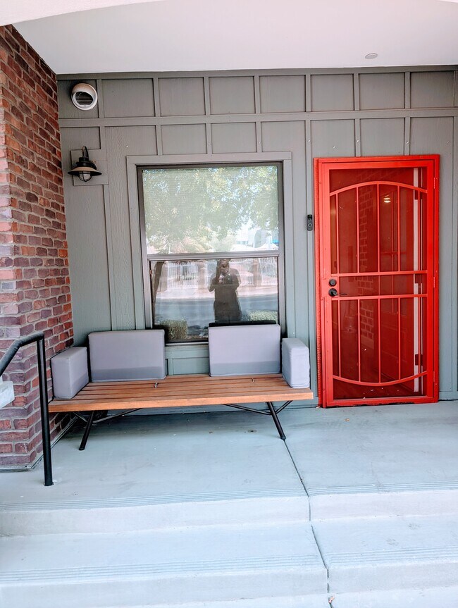 Building Photo - 475 N 9th St