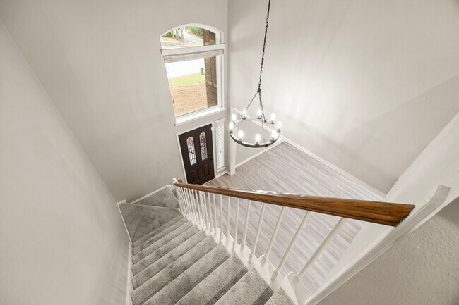 Building Photo - 22 Windfern Pl