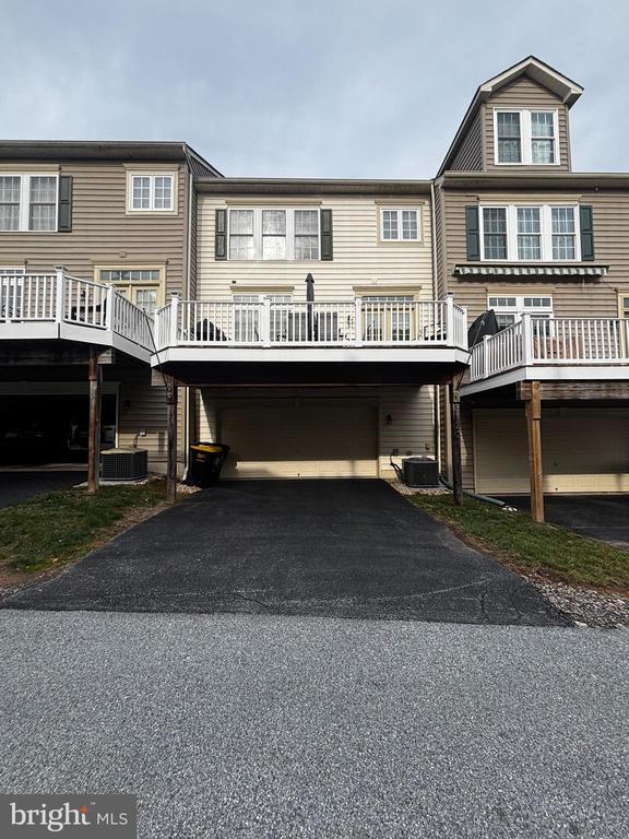 Building Photo - 3120 King Ln