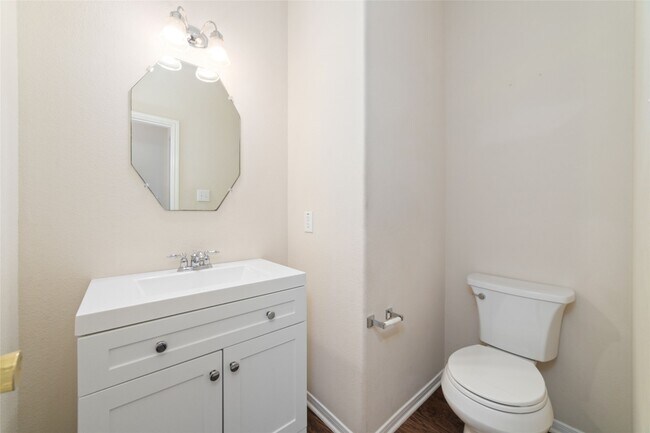 Building Photo - 18510 Lodgepole Pine St