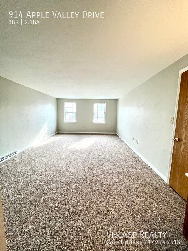 Building Photo - 914 Apple Valley Dr
