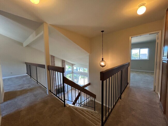 Building Photo - Beautiful Two-Story Home in Village Oaks, ...