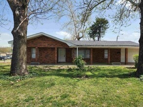 Building Photo - 130 W Military Dr