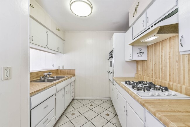 Building Photo - 3706 Ramsey Dr