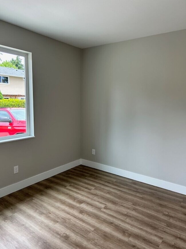 Building Photo - Brand New- Single Level 1 Bedroom