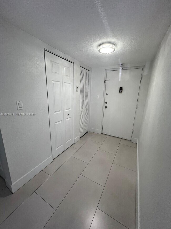Building Photo - 9520 SW 8th St