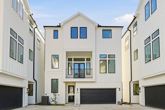 Primary Photo - 3826 Wilmer St