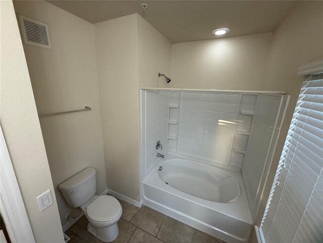 Building Photo - 6568 S Goldenrod Rd
