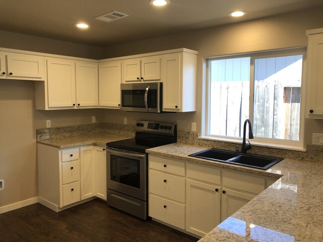 Kitchen - 132 SW Jenn Way