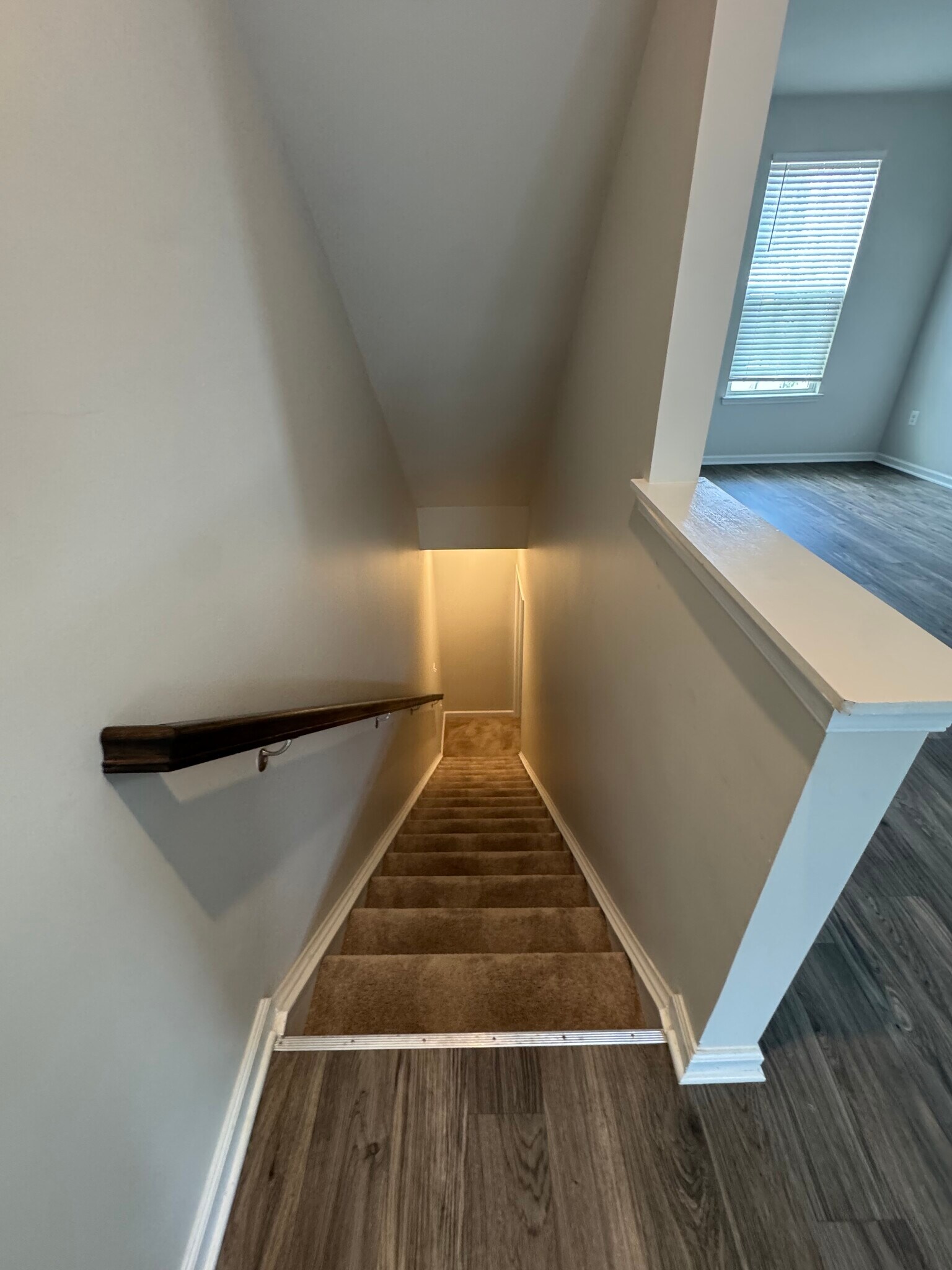 Building Photo - 2081 Elm Tree Ct