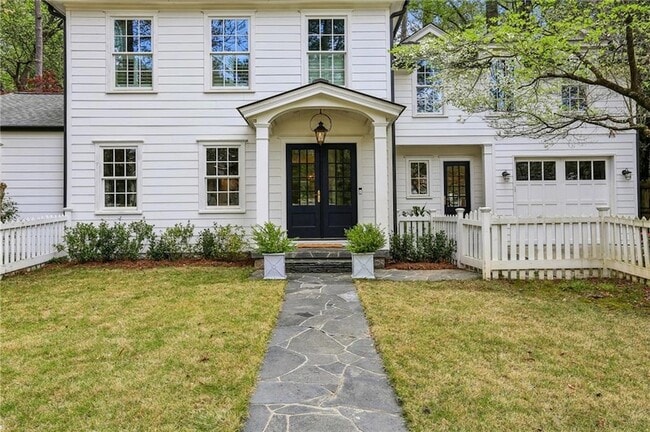 Building Photo - 2415 Oldfield Rd NW