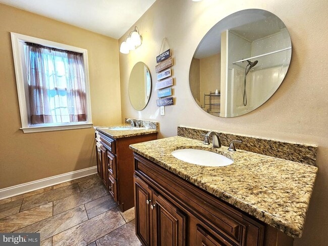 Building Photo - 5641 Scottish Highlands Cir