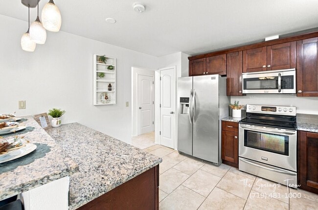 Building Photo - 1239 Suncrest Way