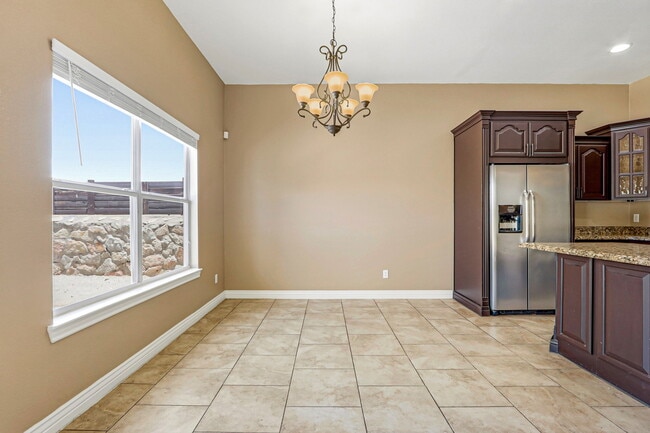Building Photo - 3727 Grand Bahamas Dr