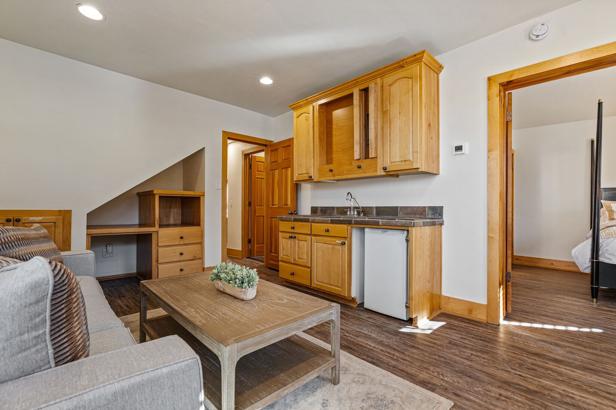 Building Photo - 1488 Park Ave