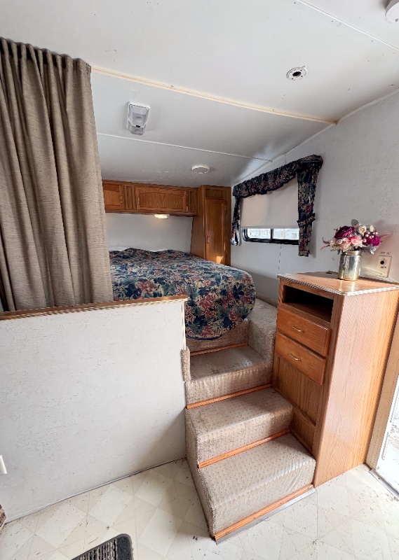 Building Photo - 200 N 28th St