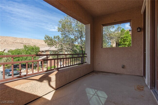 Building Photo - 10520 Harvest Wind Dr