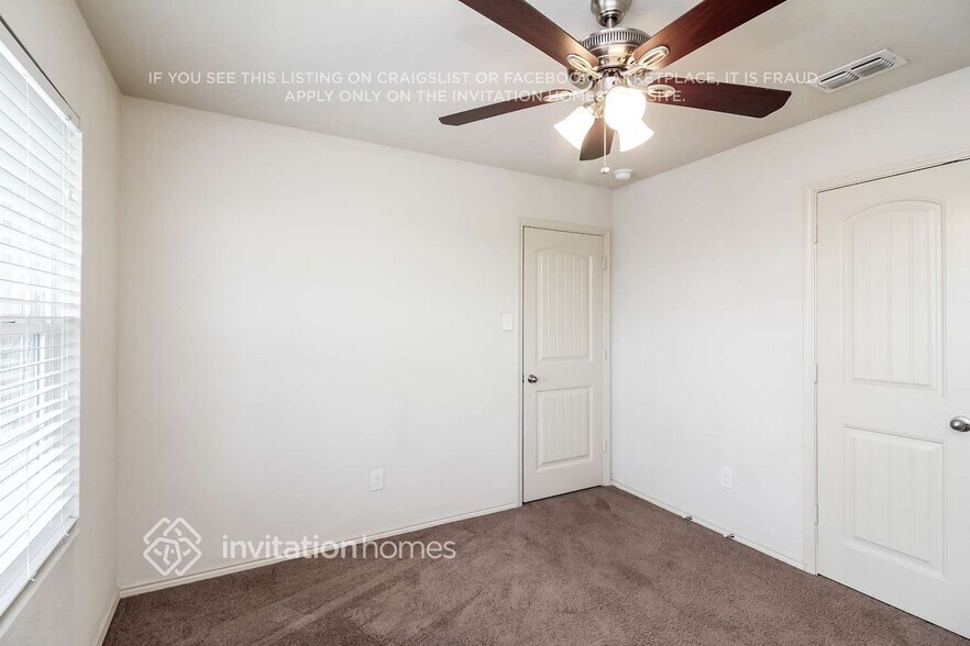 Building Photo - 2301 Eton Pl