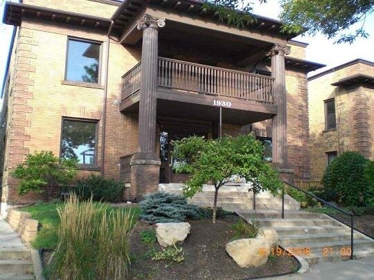 Building Photo - 1930 Aldrich Ave S