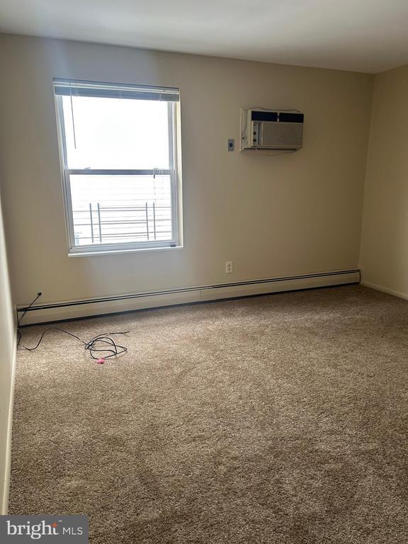 Building Photo - 504 Cinnaminson Ave