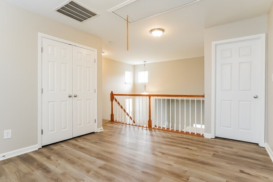 Building Photo - 230 Appsmill Pl
