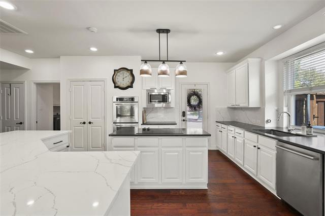 Building Photo - 917 Midland Creek Dr