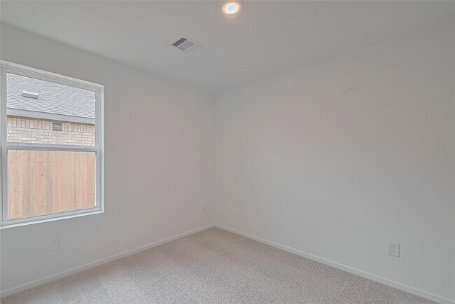 Building Photo - 28930 Rustic Windmill Wy
