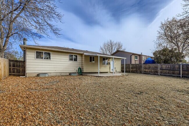 Building Photo - 3857 Fetlock Cir