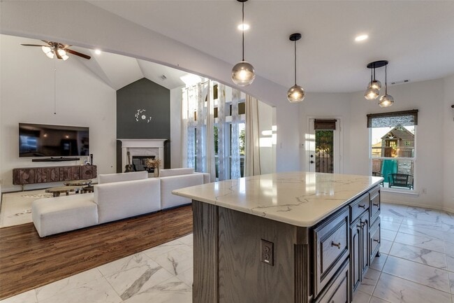 Building Photo - 13348 Cool Meadow Dr
