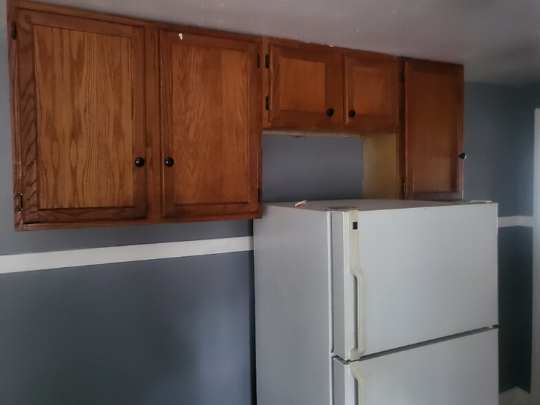 Primary Photo - 164 E 119th Pl