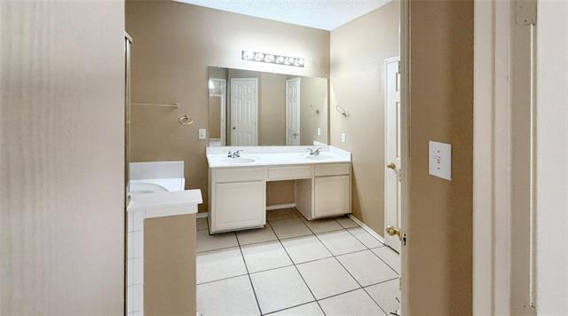 Building Photo - 7189 Waterlily Ln