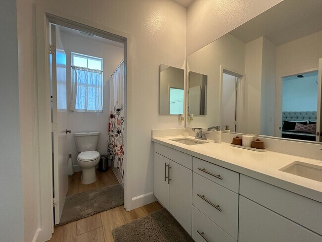 Building Photo - New Remodeled Luxury Home in Santee