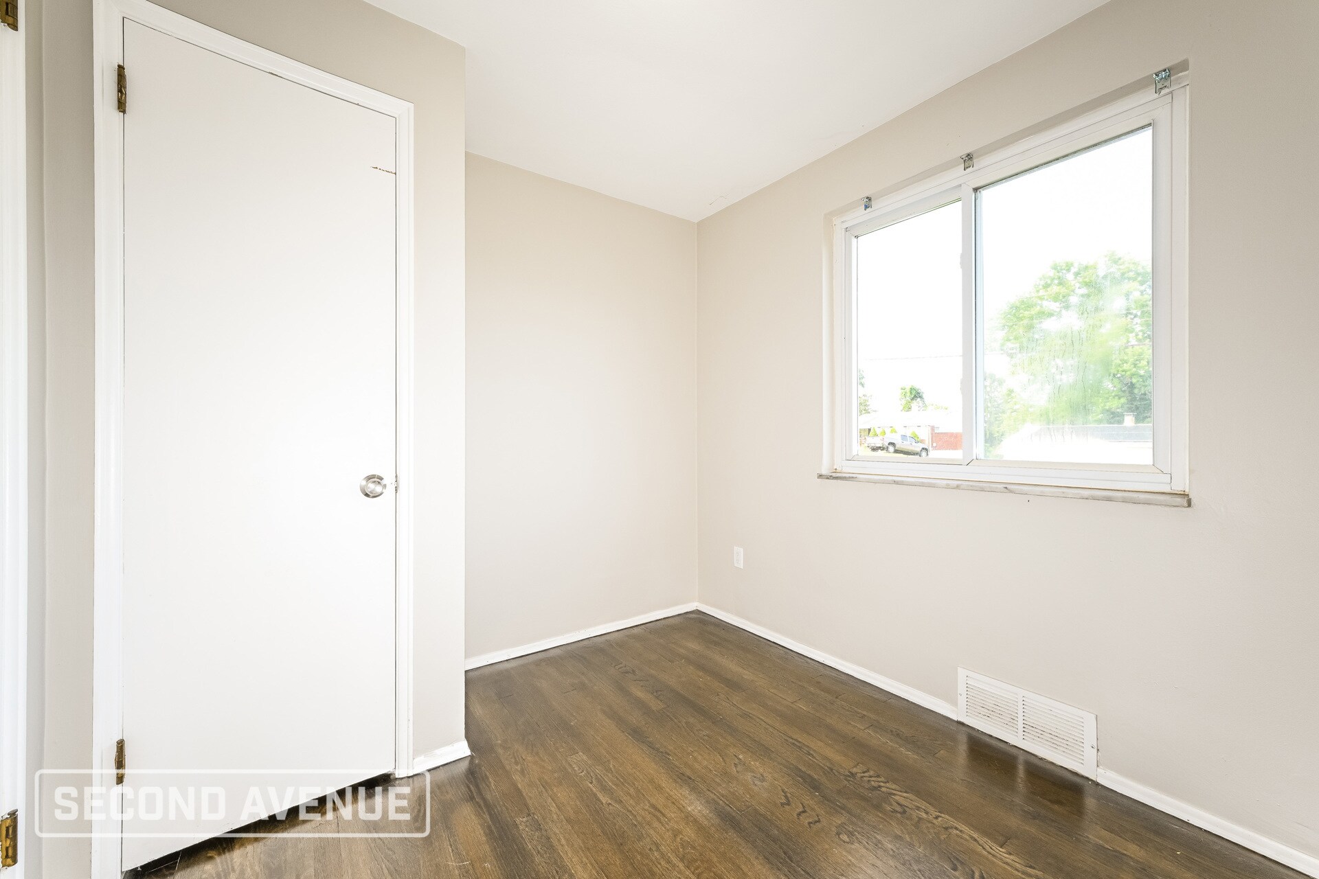 Building Photo - 415 College Park Dr