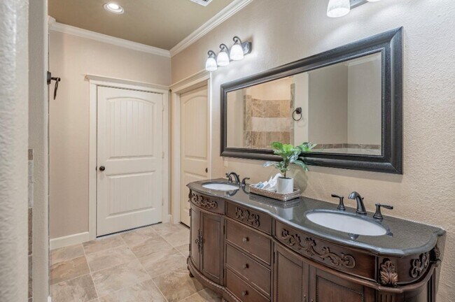 Building Photo - 11955 Silver Leaf Ct