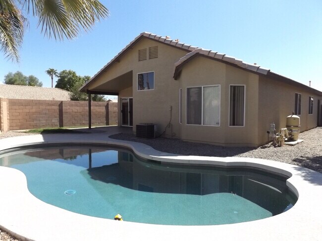 Building Photo - COMING SOON WITH A PRIVATE POOL IN GREAT GILBERT LOCATION!!!!