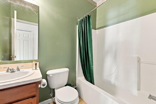 Building Photo - 113 Legato Dr