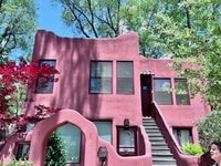 Building Photo - 316 Burch St