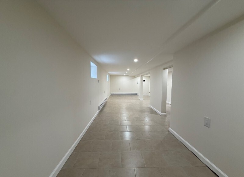 Building Photo - 356 Carnegie Pl