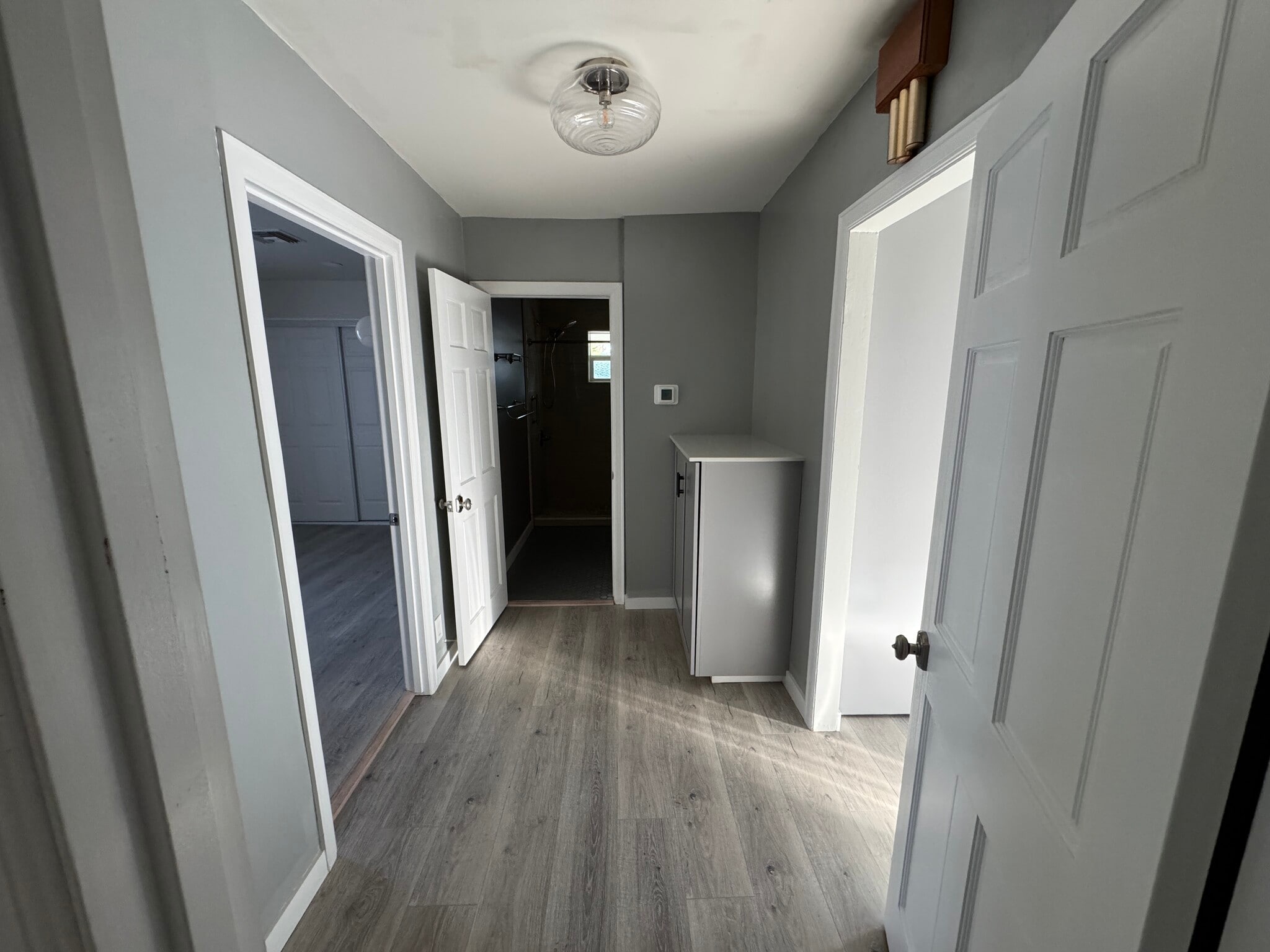 Building Photo - 492 Flower St