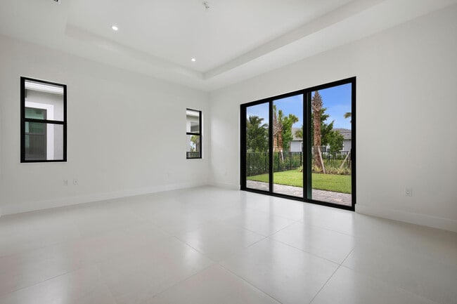 Building Photo - 12526 Solana Bay Cir