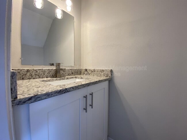 Building Photo - 12014 Pepperdine Pl