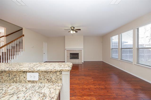 Building Photo - 5828 Pebble Ridge Dr