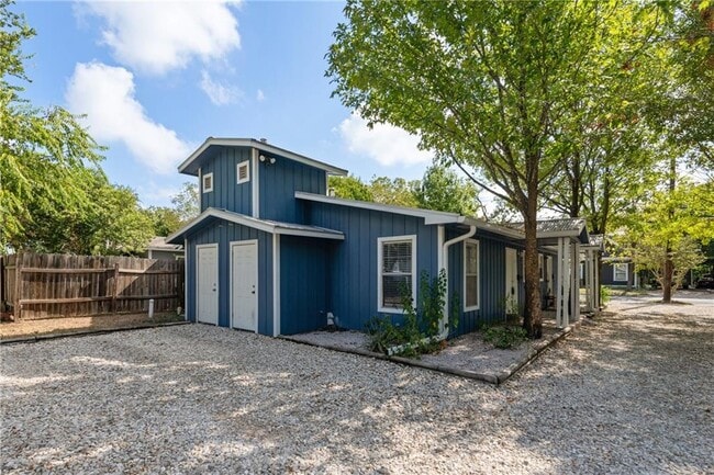 Building Photo - 5612 William Holland Ave