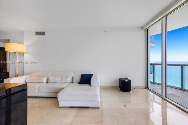 Building Photo - 6365 Collins Ave