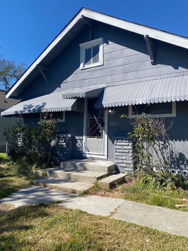 Primary Photo - Gorgeous Home in Port Arthur, TX!.
