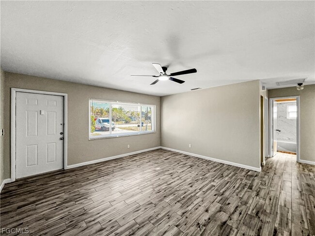 Building Photo - 18660 Miami Blvd