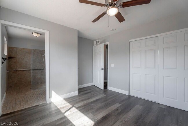 Building Photo - 1501 N Tonopah Dr